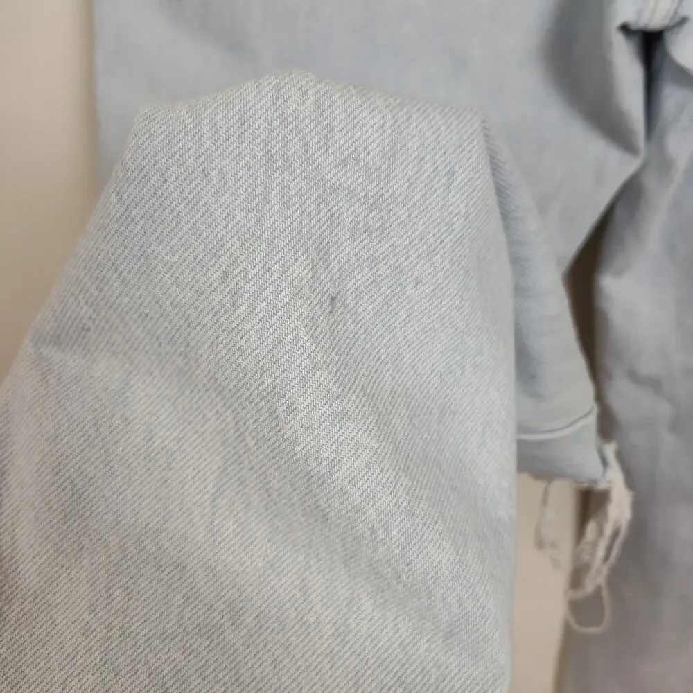 WRANGLER DISTRESSED HIGH WAISTED JEANS LITA WOMEN SIZE 10 BUTTONFLY  LIGHT WASH - Picture 11 of 17